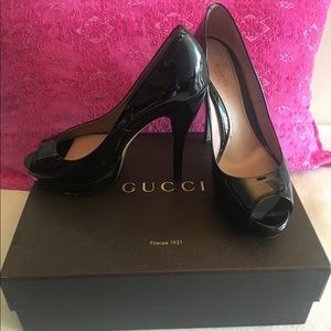 Gucci black Patent leather Heels